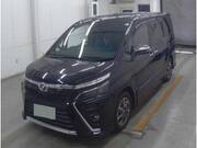 2018 TOYOTA VOXY