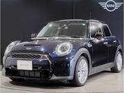 2022 BMW MINI