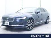 2023 VOLVO V90