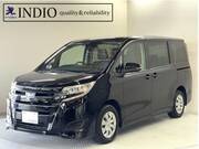 2019 TOYOTA NOAH