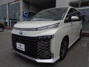 2025 TOYOTA VOXY