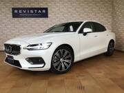 2022 VOLVO S60