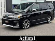 2017 TOYOTA VOXY