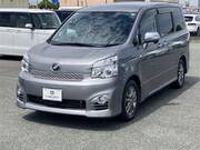 2013 TOYOTA VOXY