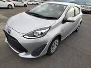 2020 TOYOTA AQUA L