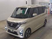 2022 NISSAN ROOX