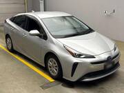 2020 TOYOTA PRIUS