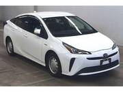 2019 TOYOTA PRIUS