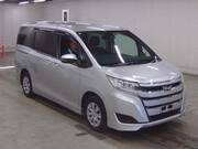 2020 TOYOTA NOAH X