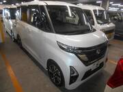 2022 NISSAN ROOX