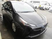 2020 TOYOTA PRIUS S