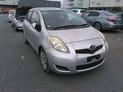 2010 TOYOTA VITZ U