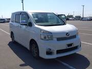 2013 TOYOTA VOXY