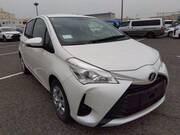 2017 TOYOTA VITZ F