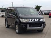 2015 MITSUBISHI DELICA D5