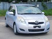 2010 TOYOTA VITZ F