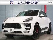 2016 PORSCHE MACAN