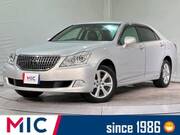 2011 TOYOTA CROWN MAJESTA