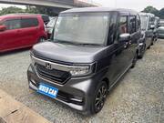 2017 HONDA N-BOX CUSTOM