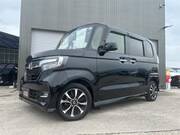 2019 HONDA N-BOX CUSTOM