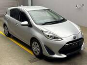 2018 TOYOTA AQUA