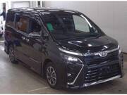2020 TOYOTA VOXY