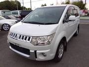 2013 MITSUBISHI DELICA D5