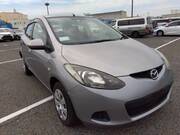 2010 MAZDA DEMIO 13C
