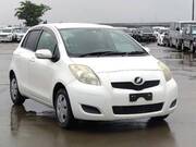 2008 TOYOTA VITZ F