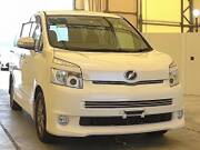 2010 TOYOTA VOXY ZS KIRAMEKI II