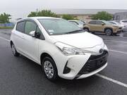 2018 TOYOTA VITZ F