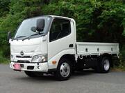 2020 HINO DUTRO
