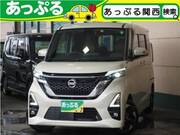 2022 NISSAN ROOX