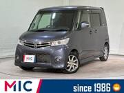 2013 NISSAN ROOX