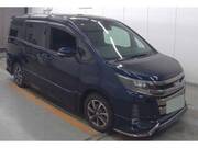 2017 TOYOTA NOAH