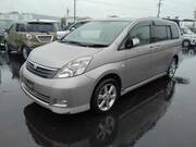 2006 TOYOTA ISIS