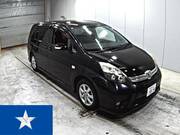 2013 TOYOTA ISIS PLATANA