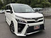 2017 TOYOTA VOXY
