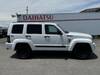 CHRYSLER JEEP CHEROKEE