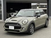 2018 BMW MINI COOPER S