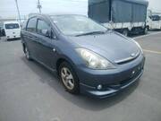 2003 TOYOTA WISH