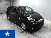 2014 TOYOTA ISIS