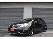 2013 TOYOTA PRIUS ALPHA