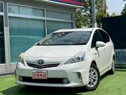 2011 TOYOTA PRIUS ALPHA S