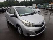 2012 TOYOTA VITZ F