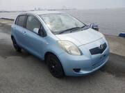 2006 TOYOTA VITZ F