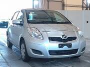 2010 TOYOTA VITZ F