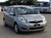 2011 TOYOTA VITZ