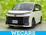 2022 TOYOTA VOXY