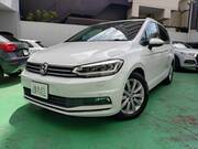 2019 VOLKSWAGEN GOLF TOURAN